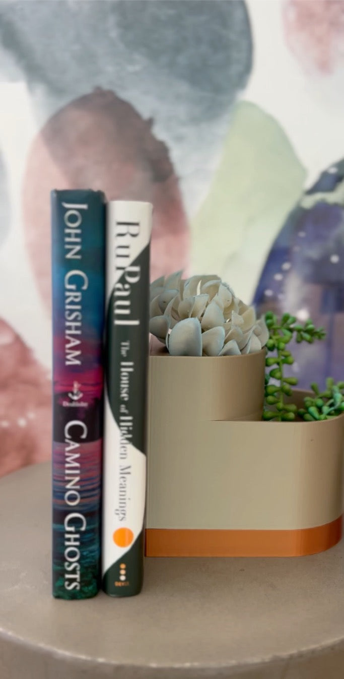 Planter Bookend: Double Layer Bookshelf Planter with Built-in Drip Tray for Book Lovers