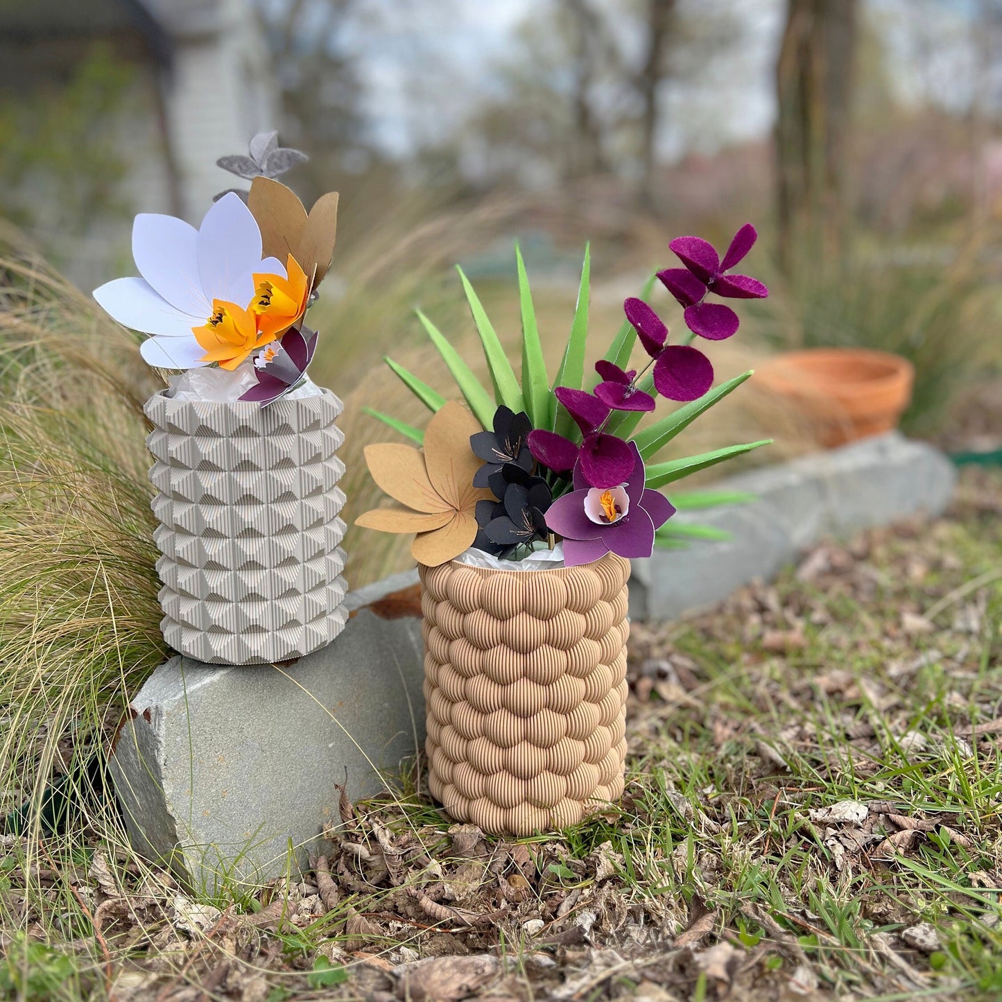 Brehmwood Creative Porcupine Modern Contemporary Vase by Kowafat available in 20 matte colors.