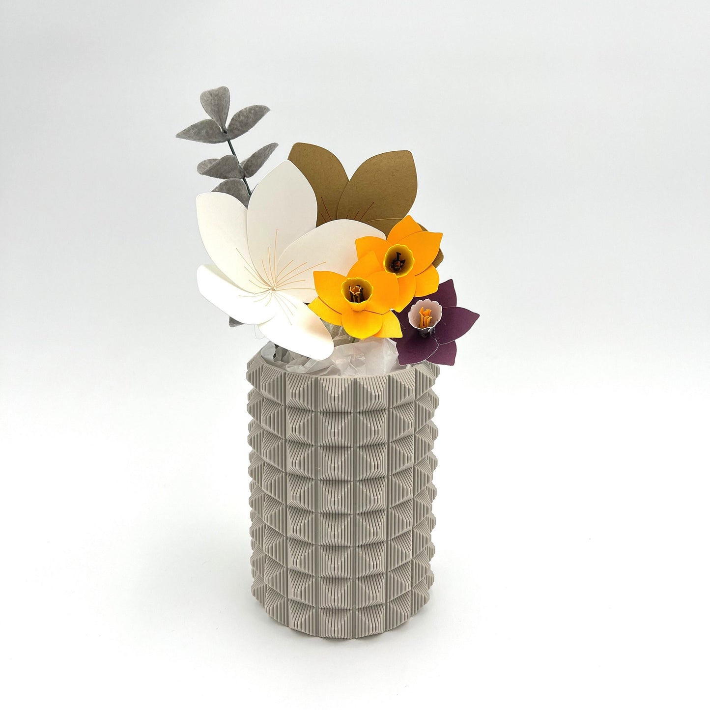 Brehmwood Creative Porcupine Modern Contemporary Vase by Kowafat available in 20 matte colors.