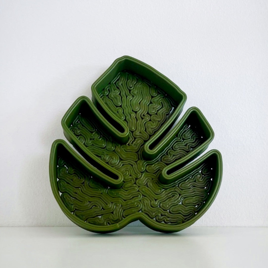 Monstera Valet Tray – Nature-Inspired Leaf Catchall for Keys, Jewelry & Daily Essentials