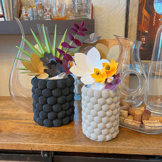 Brehmwood Creative Wavy Blob Modern Contemporary Vase by Kowafat.